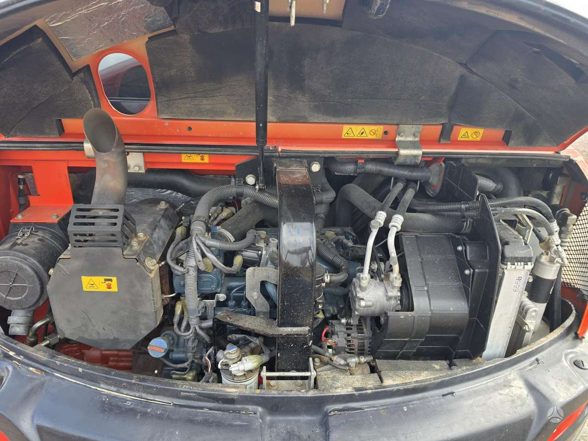 Kubota KX080-4a, mini ekskavatoriai
