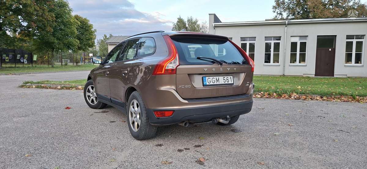 Volvo XC60 2009 — photo 5