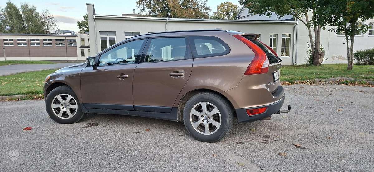 Volvo XC60 2009 — photo 6