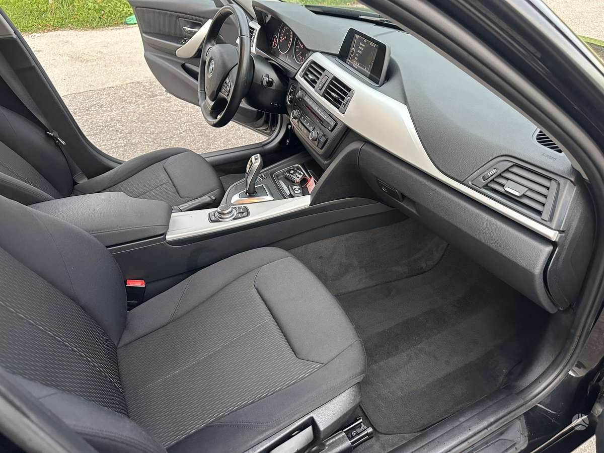 BMW 318, 2.0 l., wagon