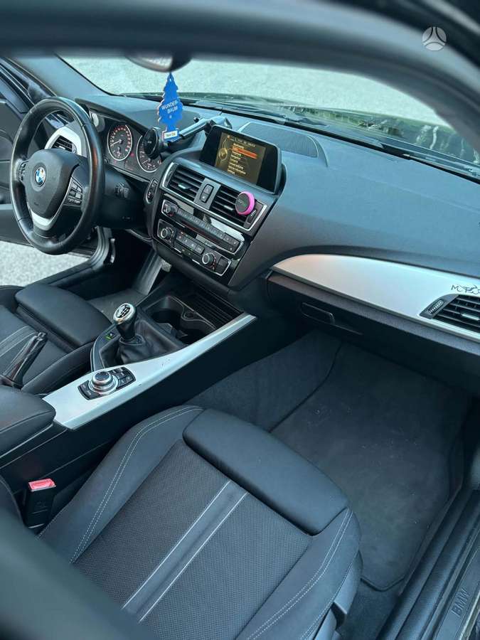 BMW 118, 2.0 l., Хэтчбек