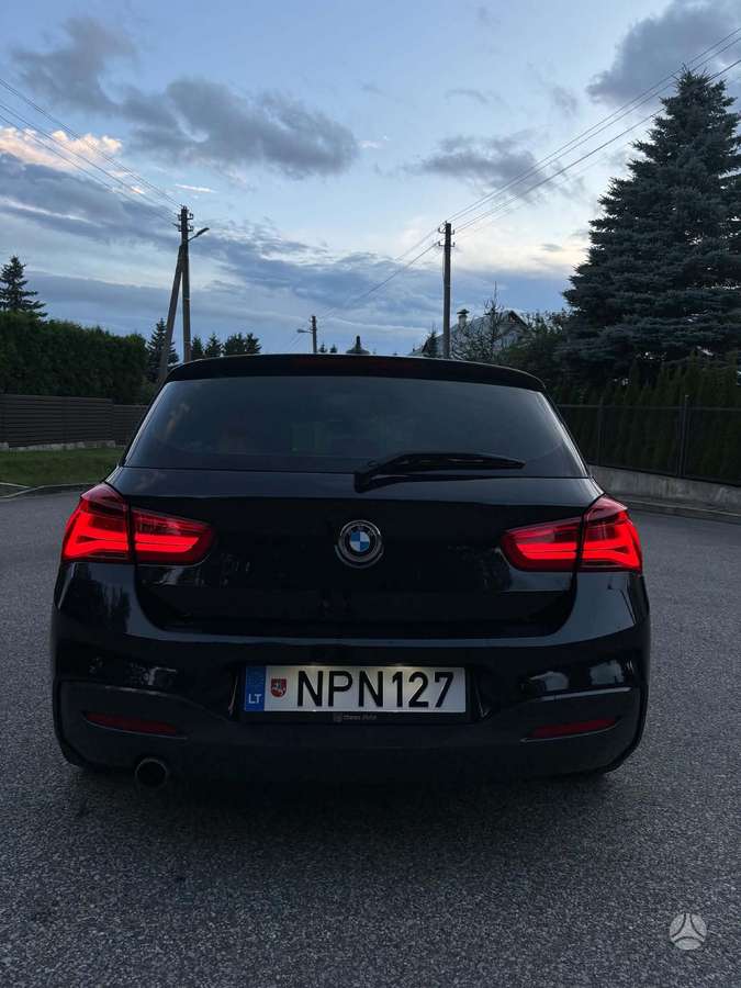 BMW 118, 2.0 l., Хэтчбек