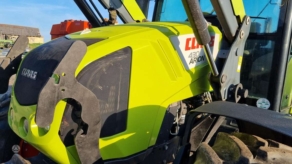 Claas ARION 430, traktoriai