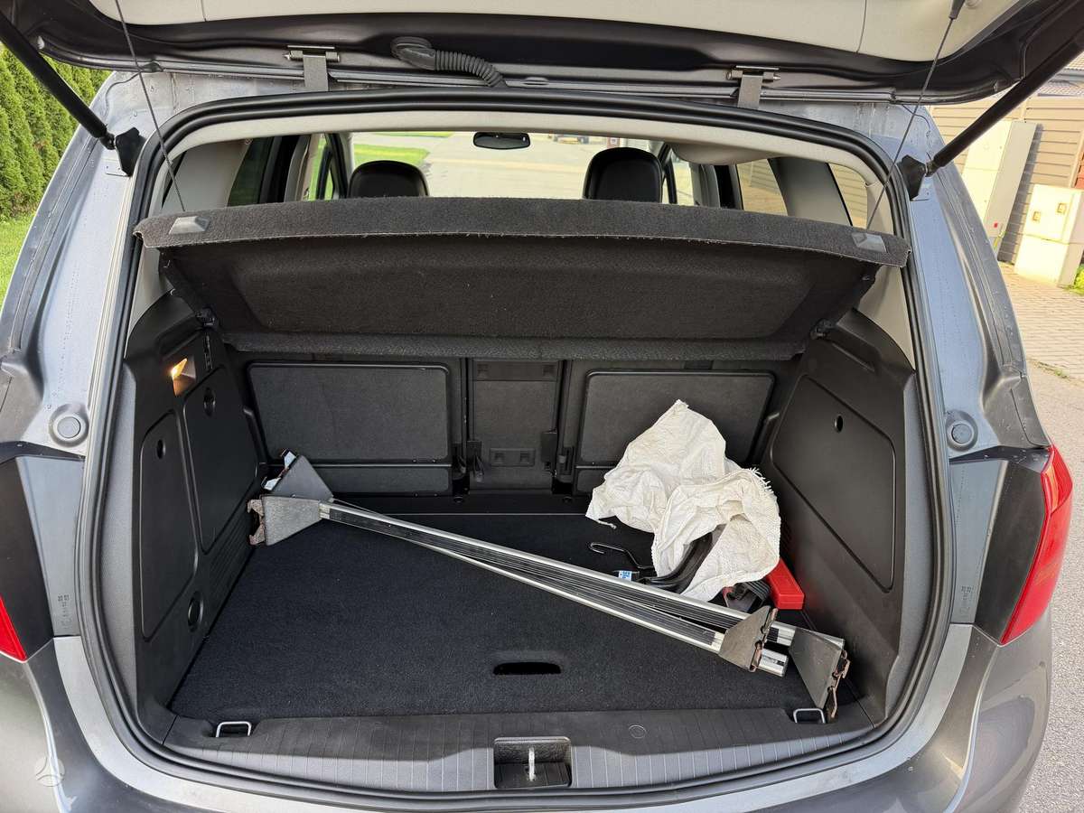 Opel Meriva, 1.4 l., mpv / minivan