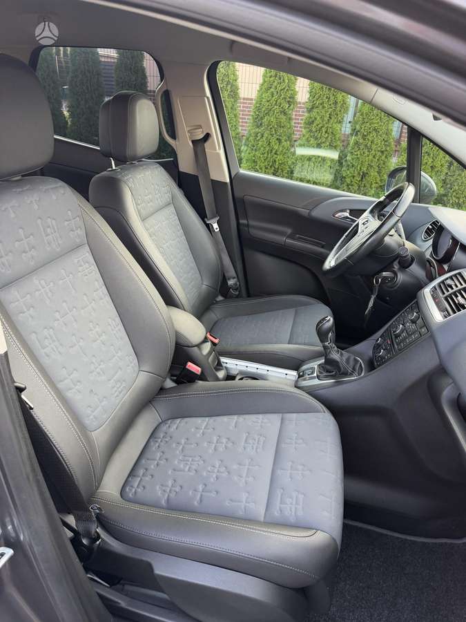 Opel Meriva, 1.4 l., mpv / minivan