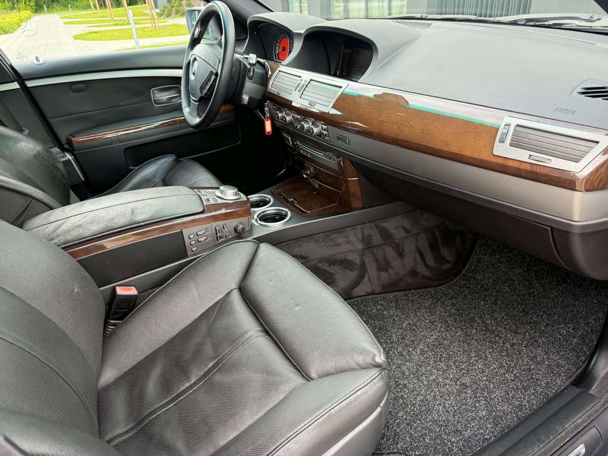 BMW 730, 3.0 l., Седан