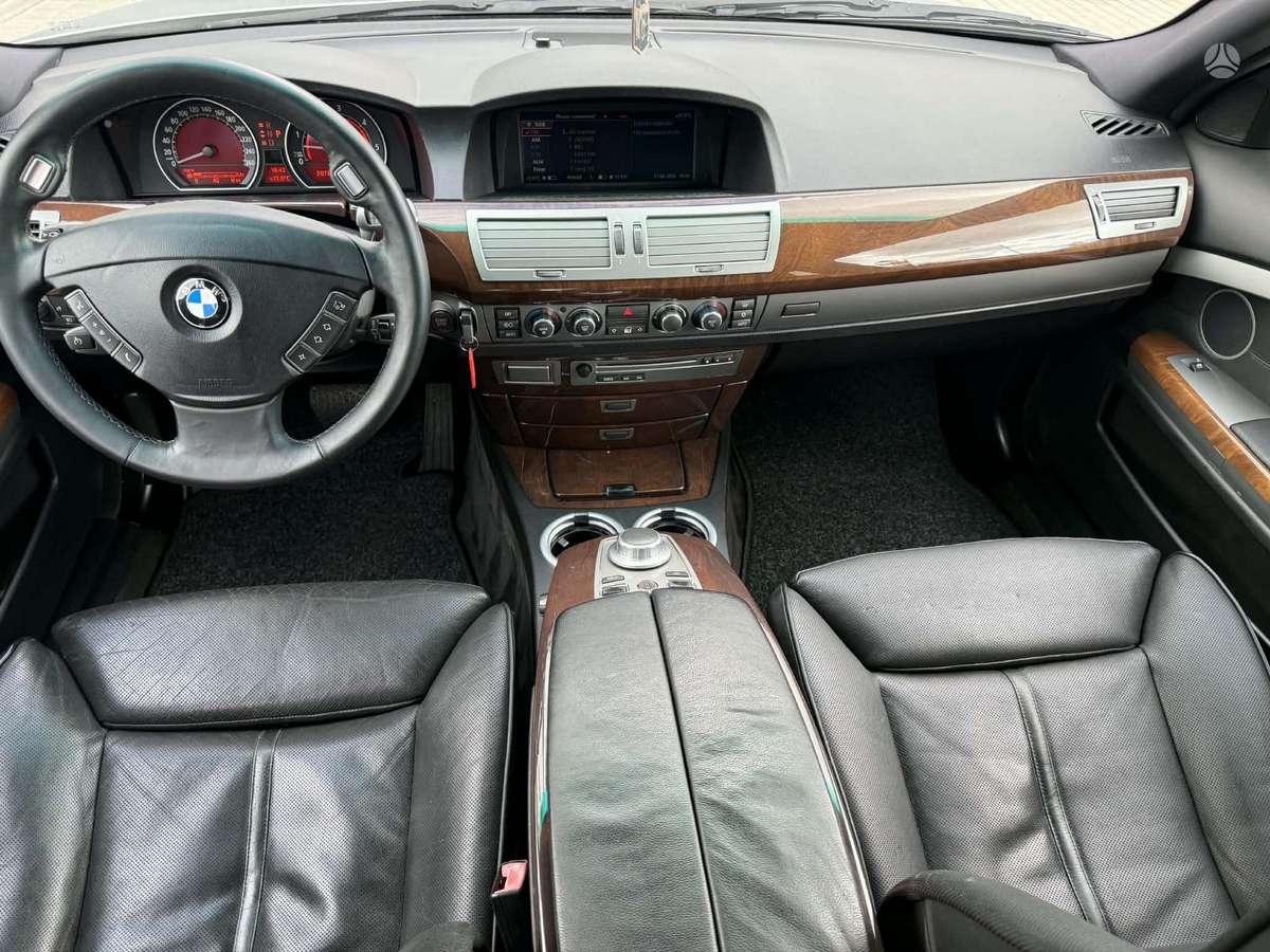 BMW 730, 3.0 l., Седан