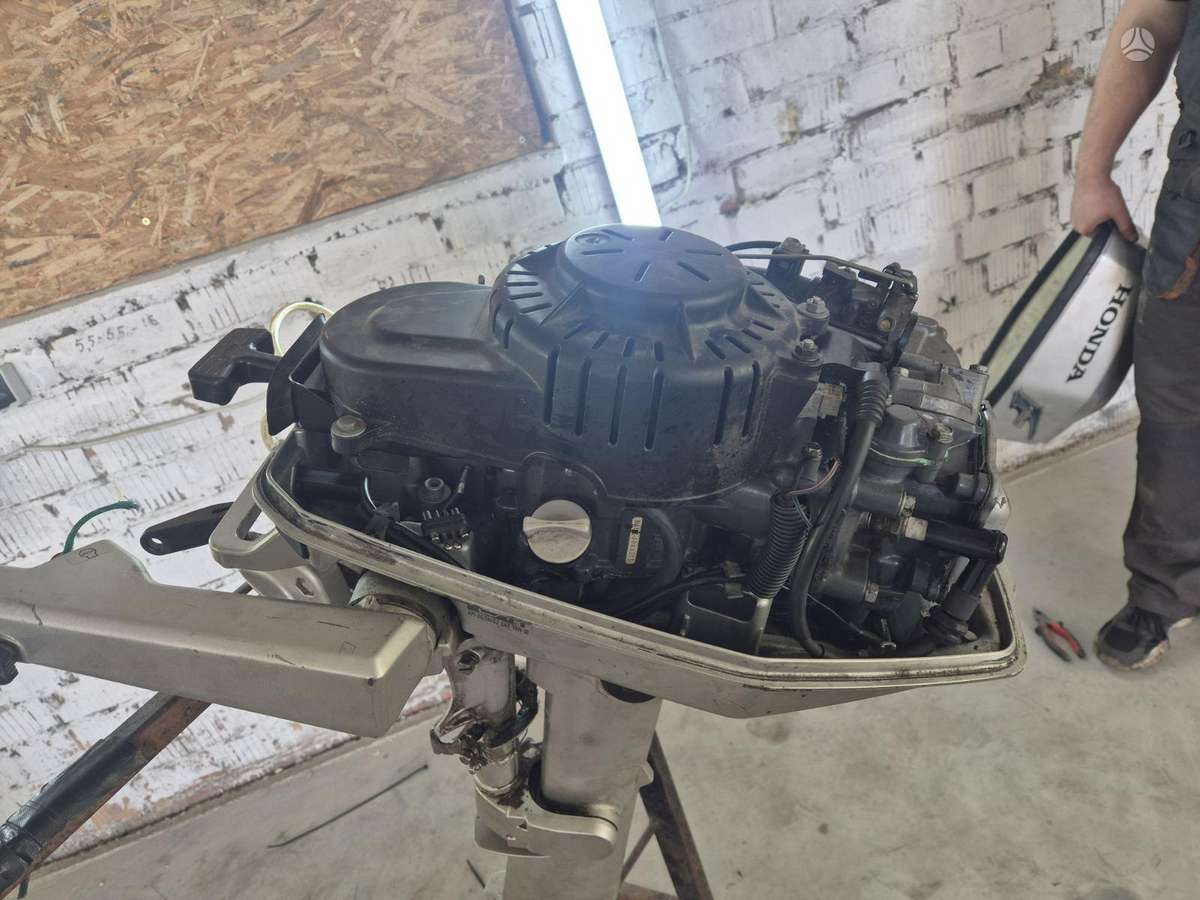 Honda BF5A, four stroke outdoor motors