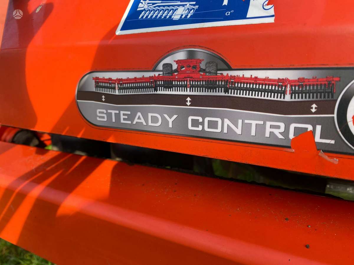 Kuhn Optimer XL 6000, scrapers, scrubbers