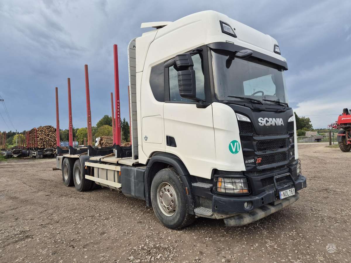 Scania R 520, timber trucks
