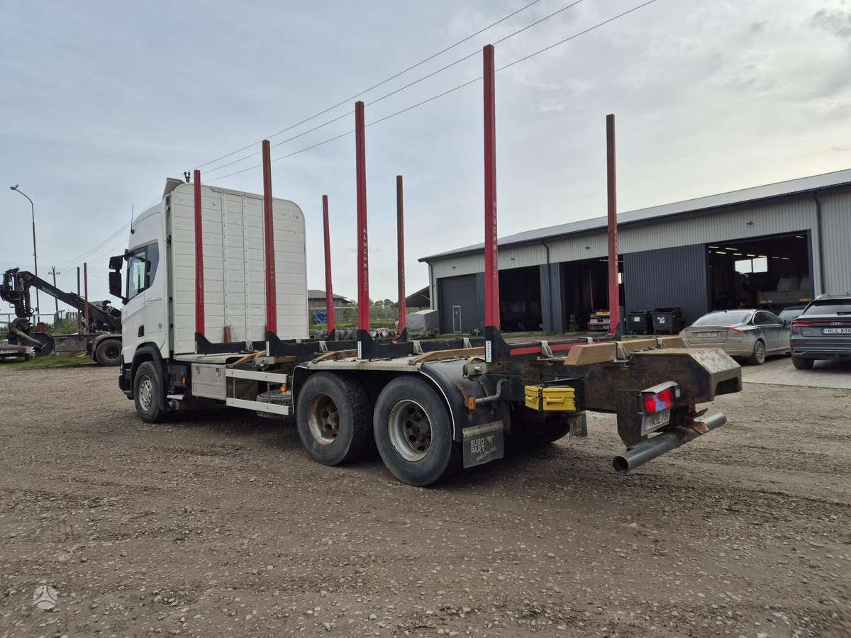 Scania R 520, timber trucks