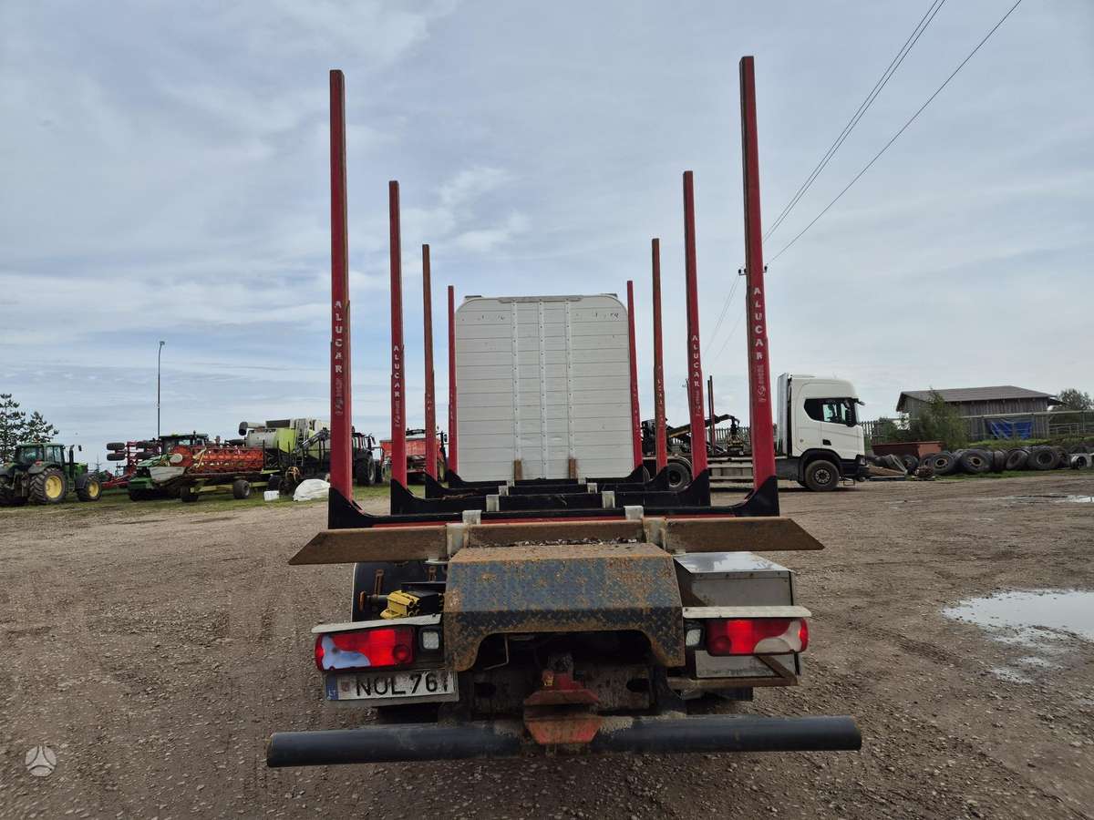 Scania R 520, timber trucks