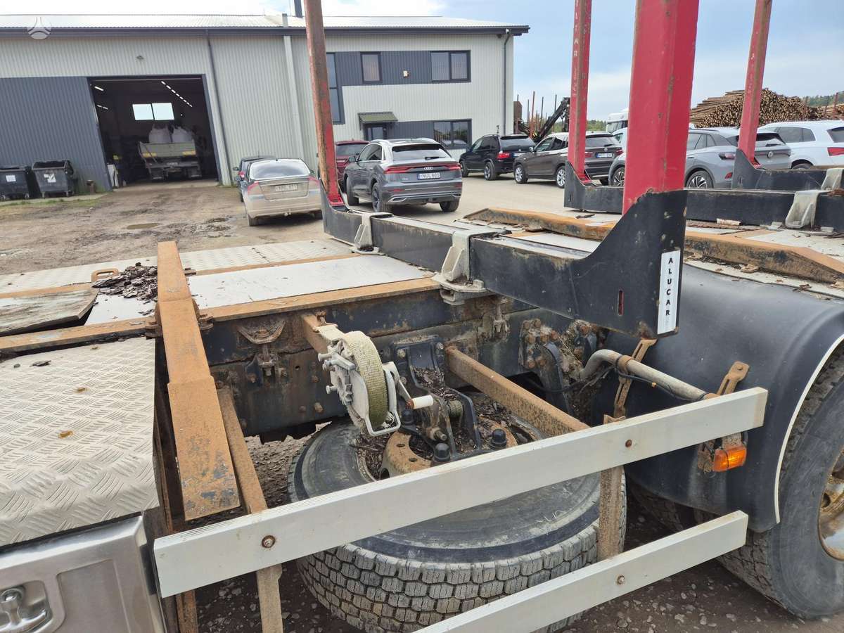 Scania R 520, timber trucks