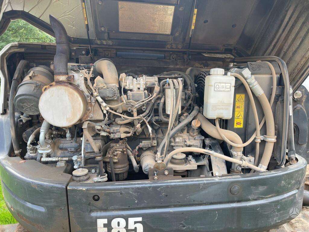 Bobcat E85, excavator