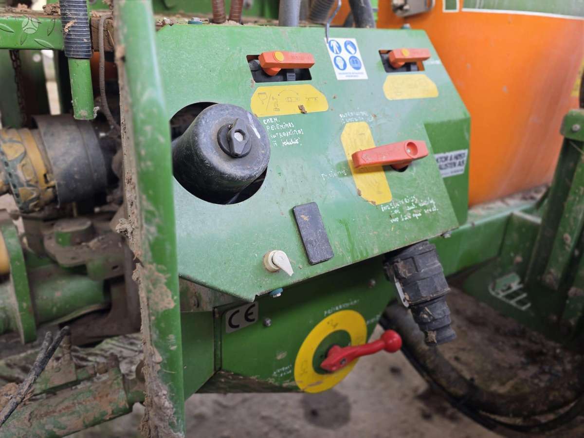 Amazone UG 4500 Nova, purkštuvai