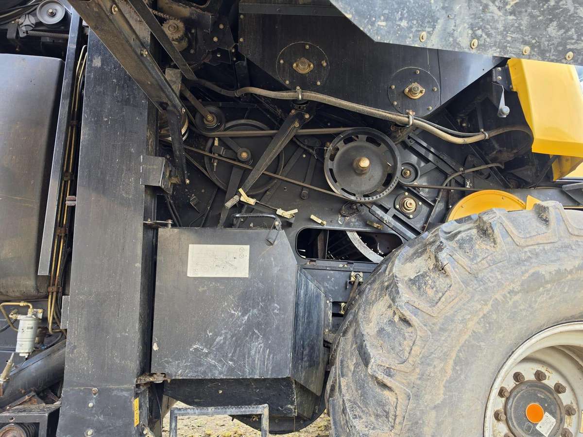 New Holland CX820, kombainai