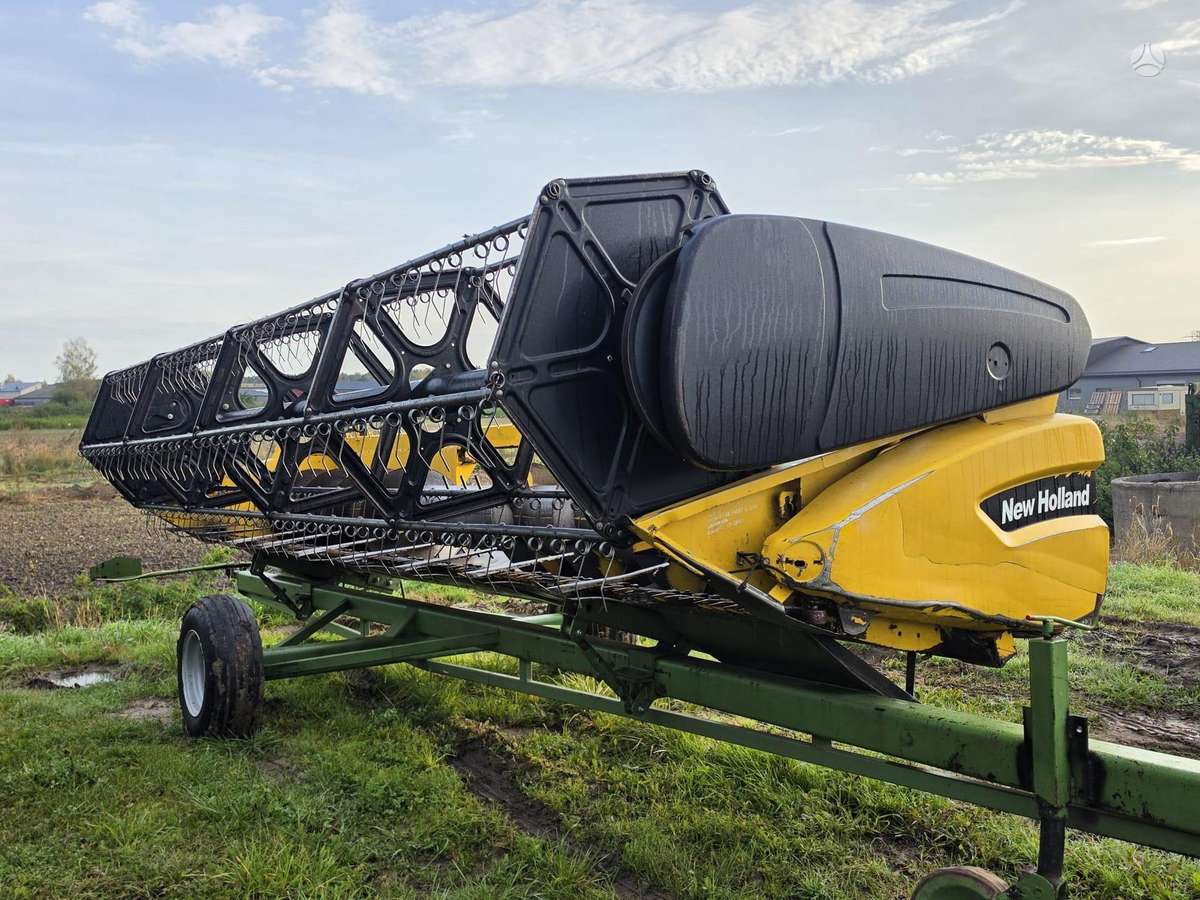 New Holland CX820, kombainai