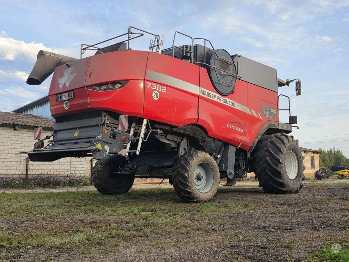Massey Ferguson 7382 Centora, combine harvesters