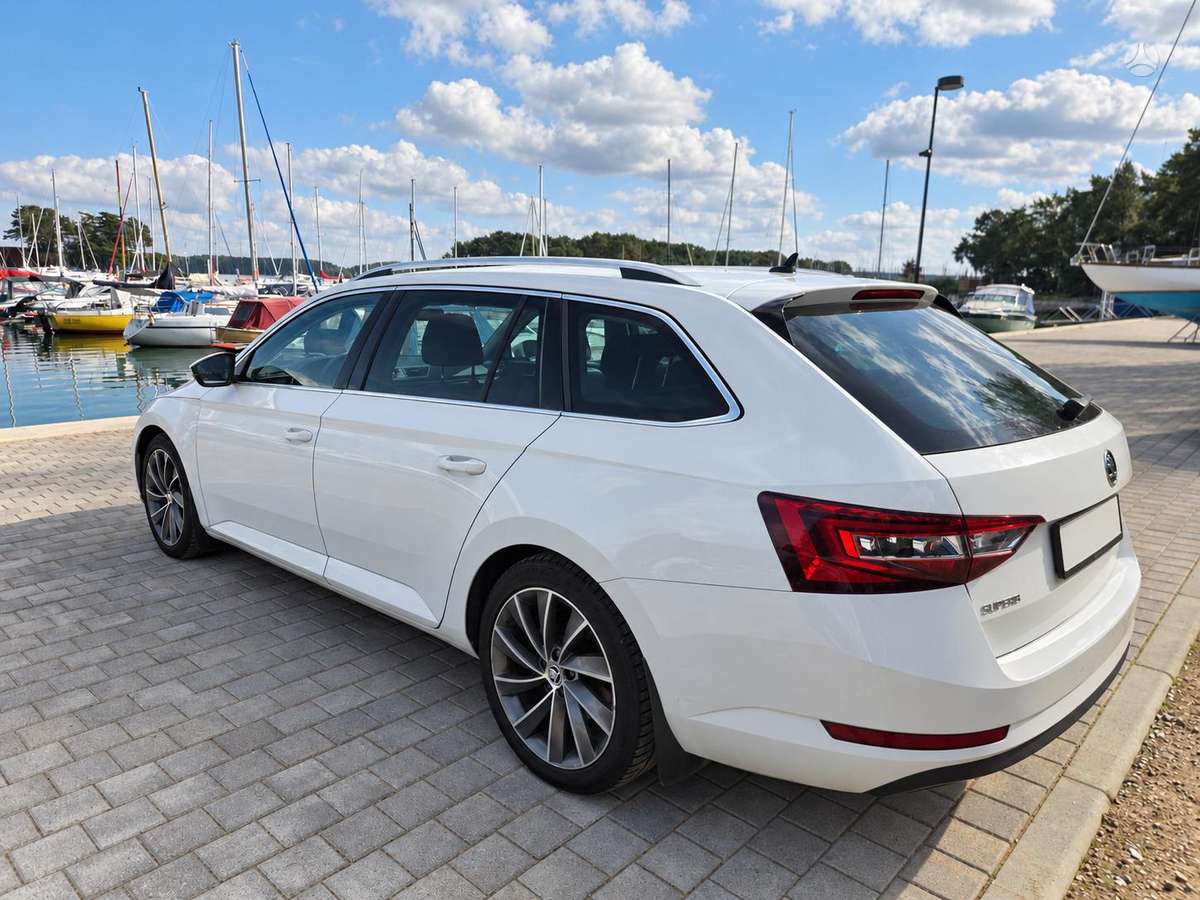Skoda Superb, 2.0 l., wagon