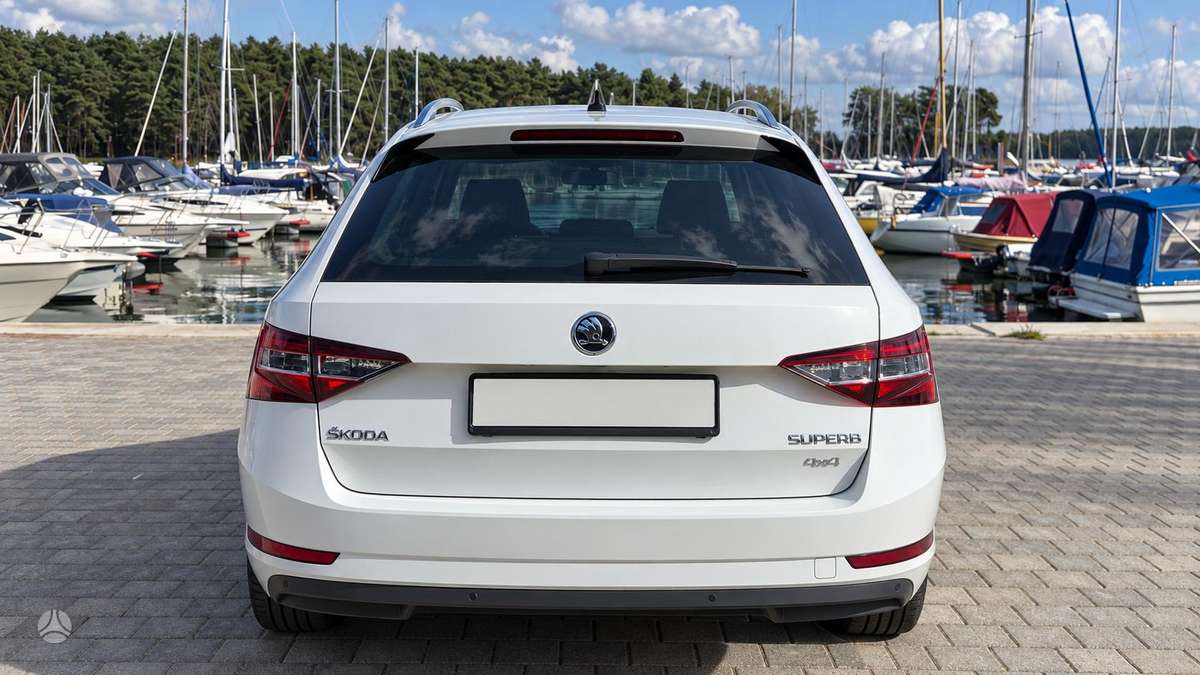 Skoda Superb, 2.0 l., Универсал