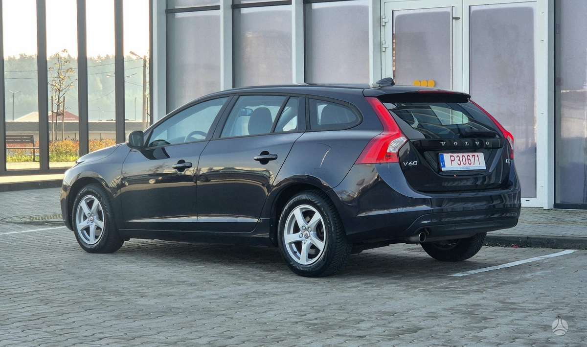 Volvo V60, 2.0 l., Универсал