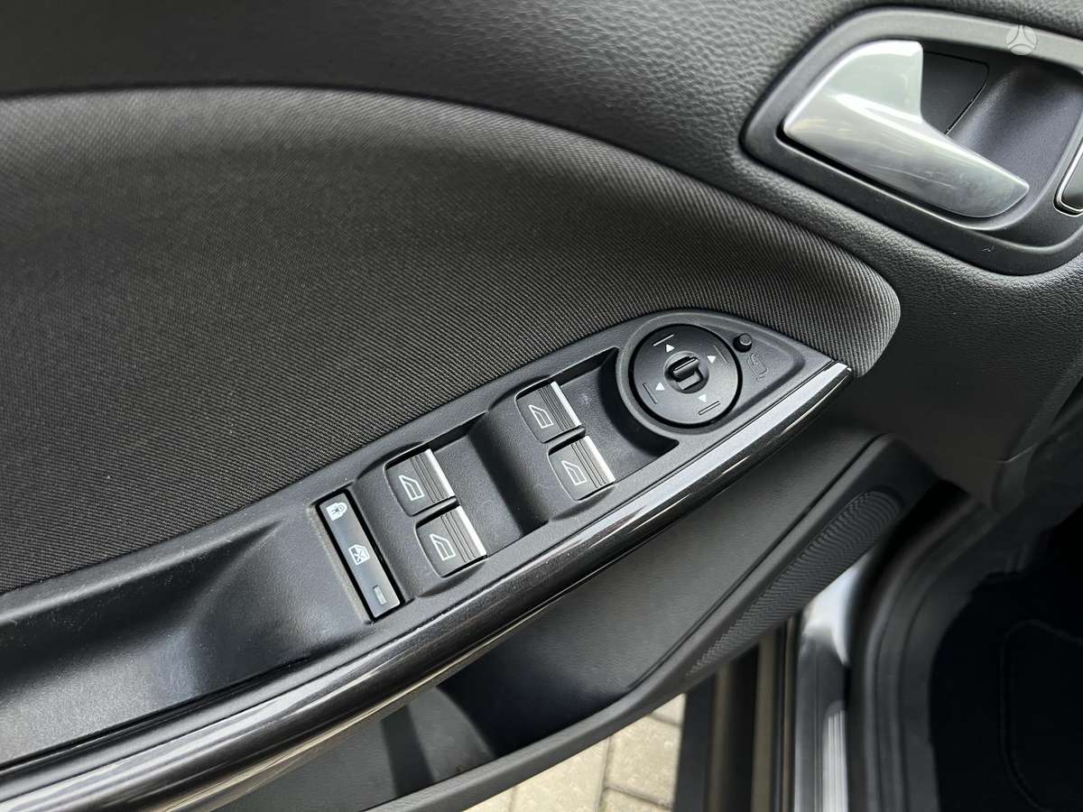 Ford Focus, 2.0 l., universalas