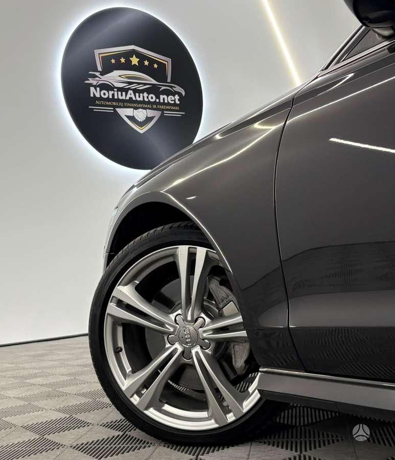Audi A6, 3.0 l., universalas