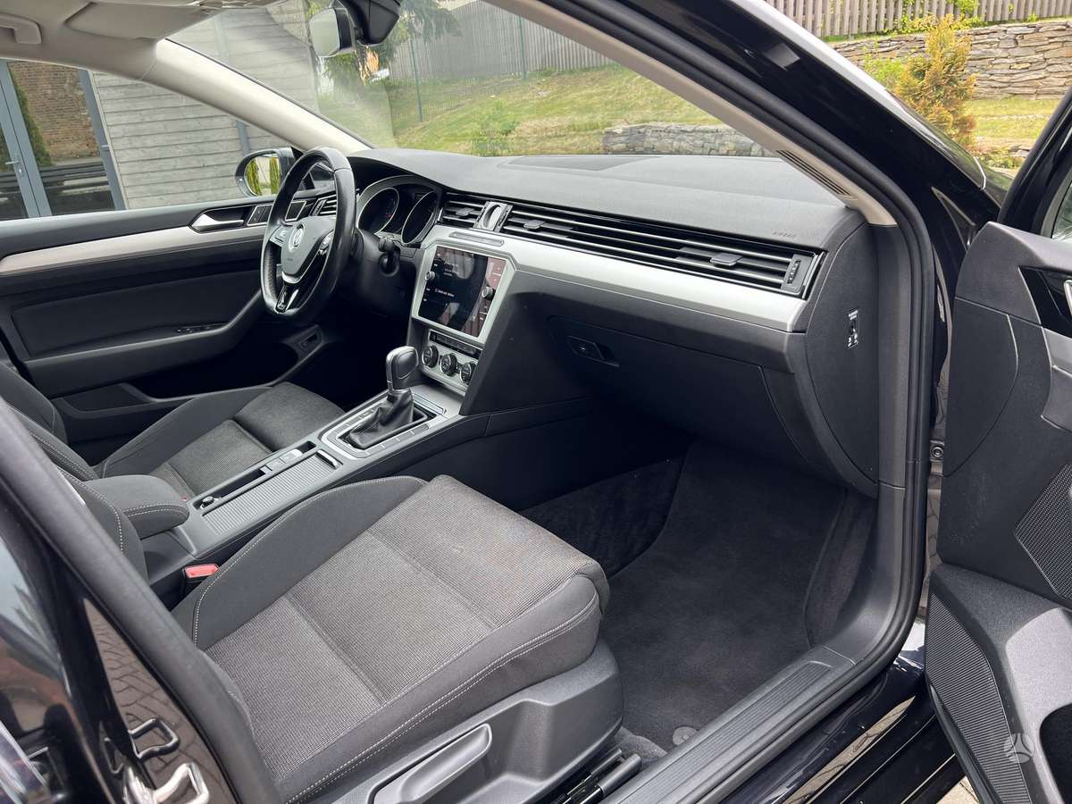 Volkswagen Passat, 2.0 l., Универсал