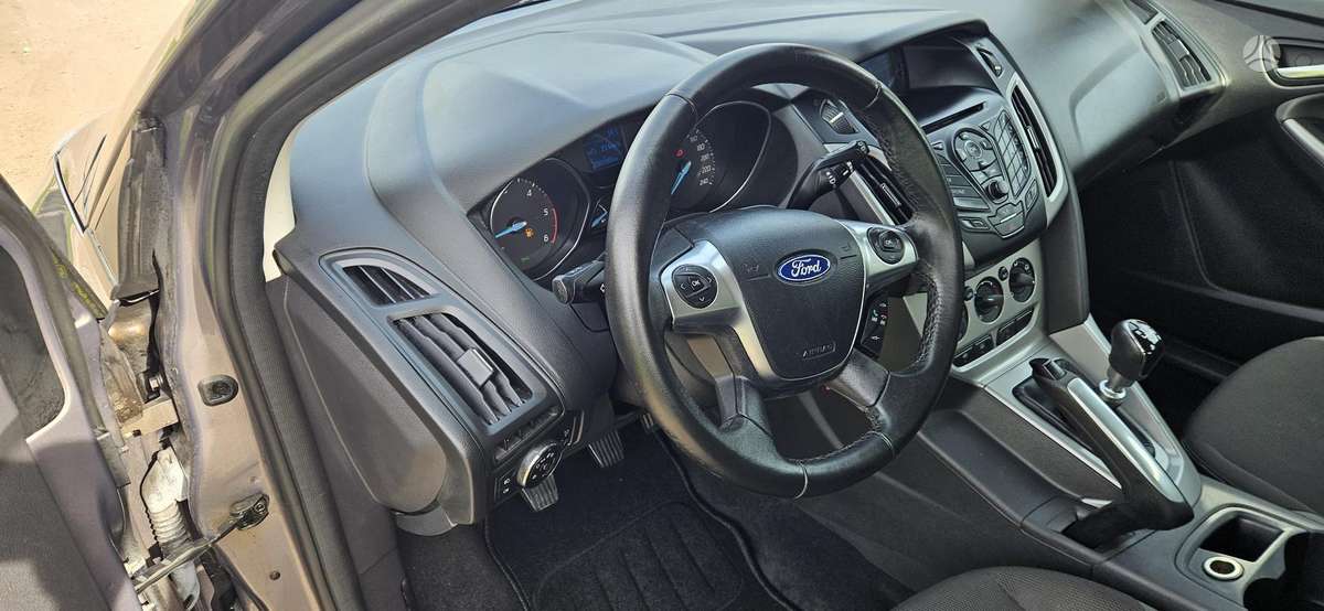 Ford Focus, 1.6 l., universalas