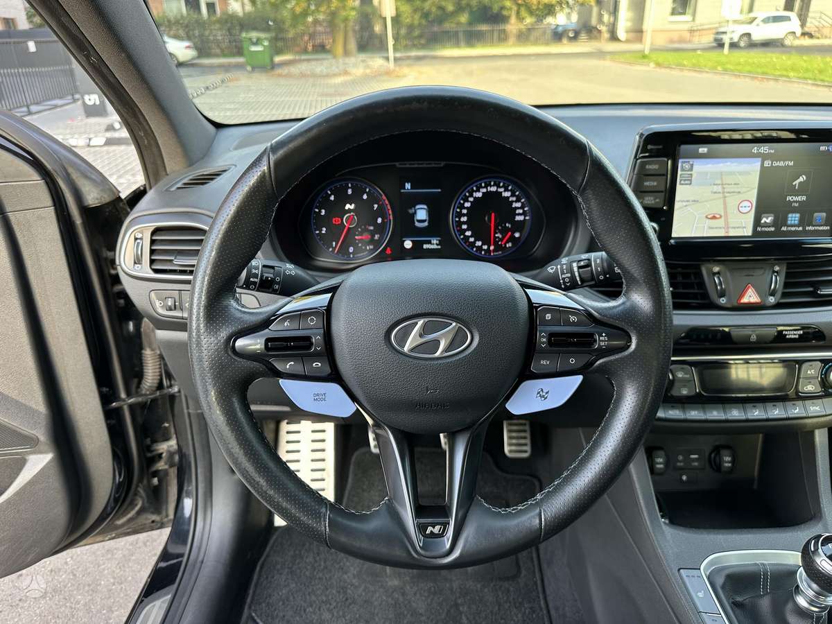 Hyundai i30, 2.0 l., hatchback