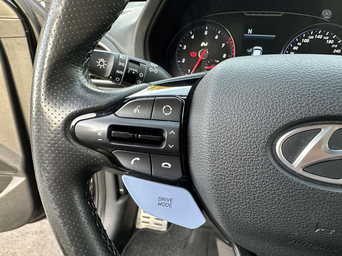 Hyundai i30, 2.0 l., hatchback