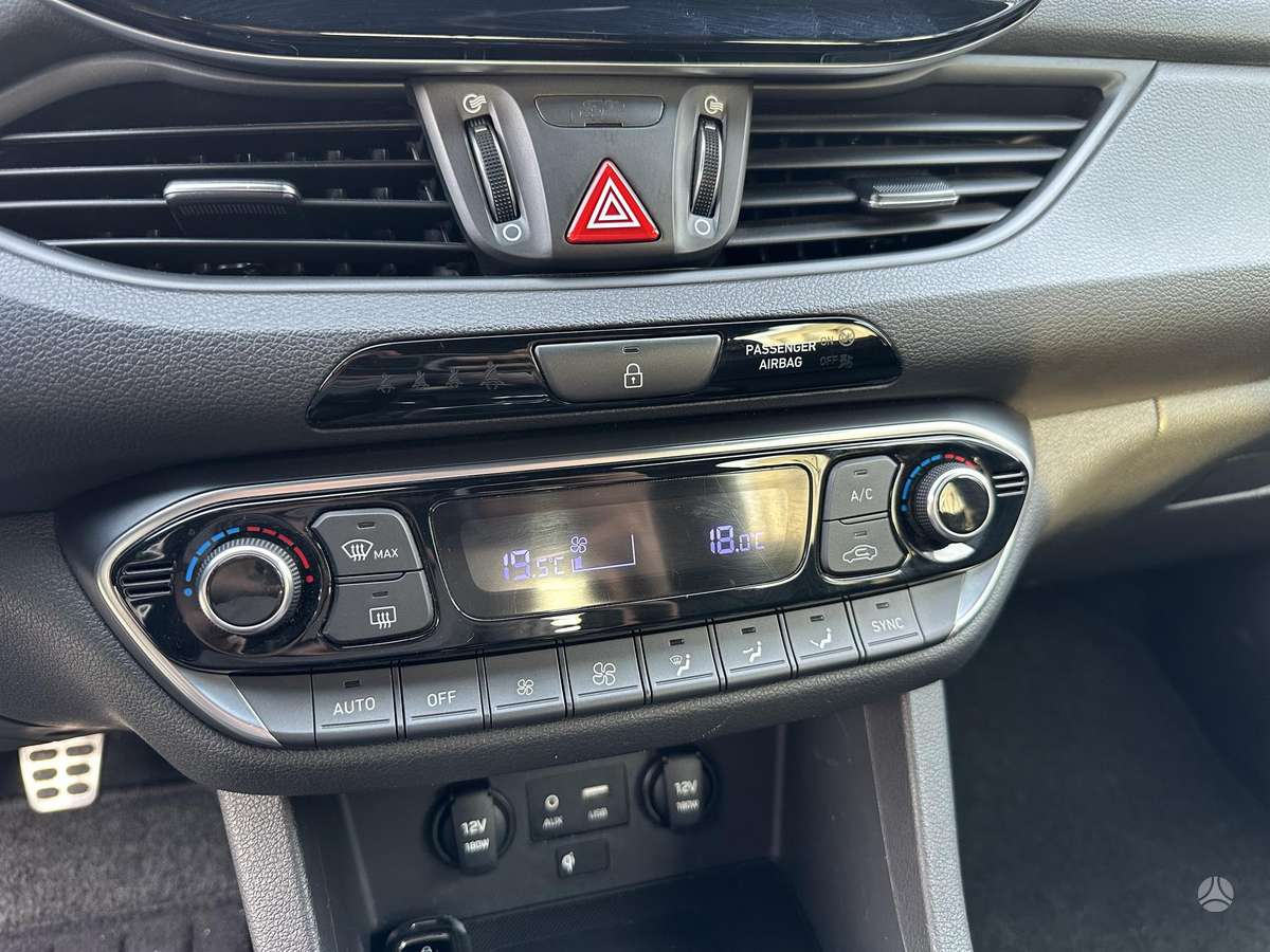 Hyundai i30, 2.0 l., hatchback