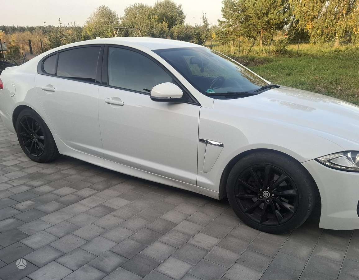 Jaguar XF, 3.0 l., Седан