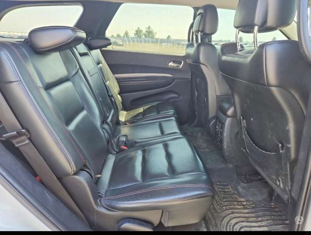 Dodge Durango dalimis