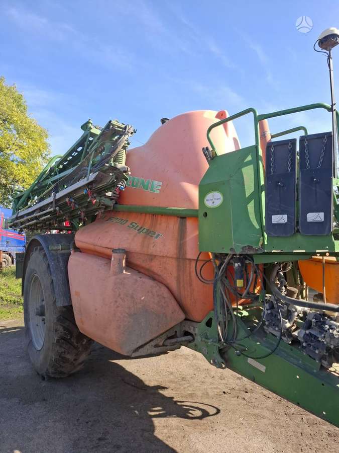 Amazone UX 5200, purkštuvai