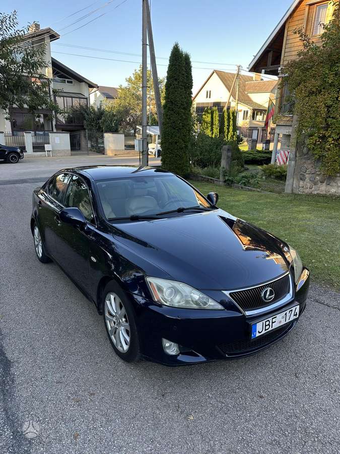 Lexus IS 250, 2.5 l., Седан