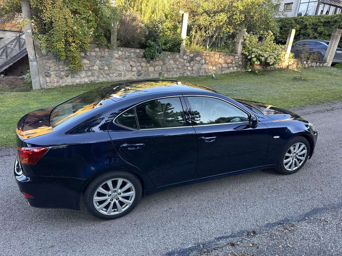 Lexus IS 250, 2.5 l., Седан