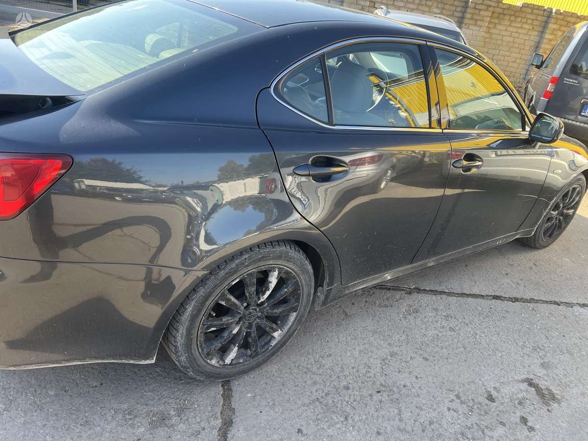 Lexus IS 220, 2.2 l., Седан