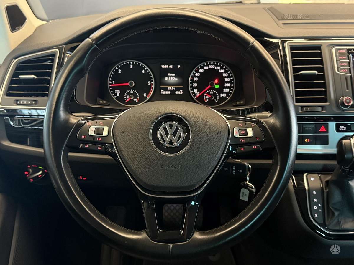 Volkswagen Multivan, 2.0 l., Минивэн