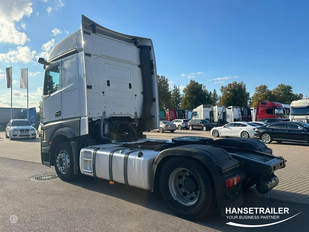 Mercedes-Benz Actros 1845 Big Space, double sleeper