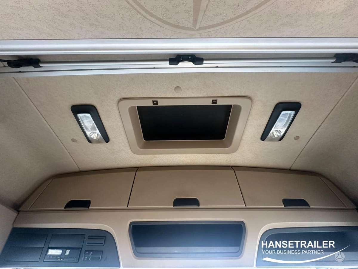 Mercedes-Benz Actros 1845 Big Space, double sleeper
