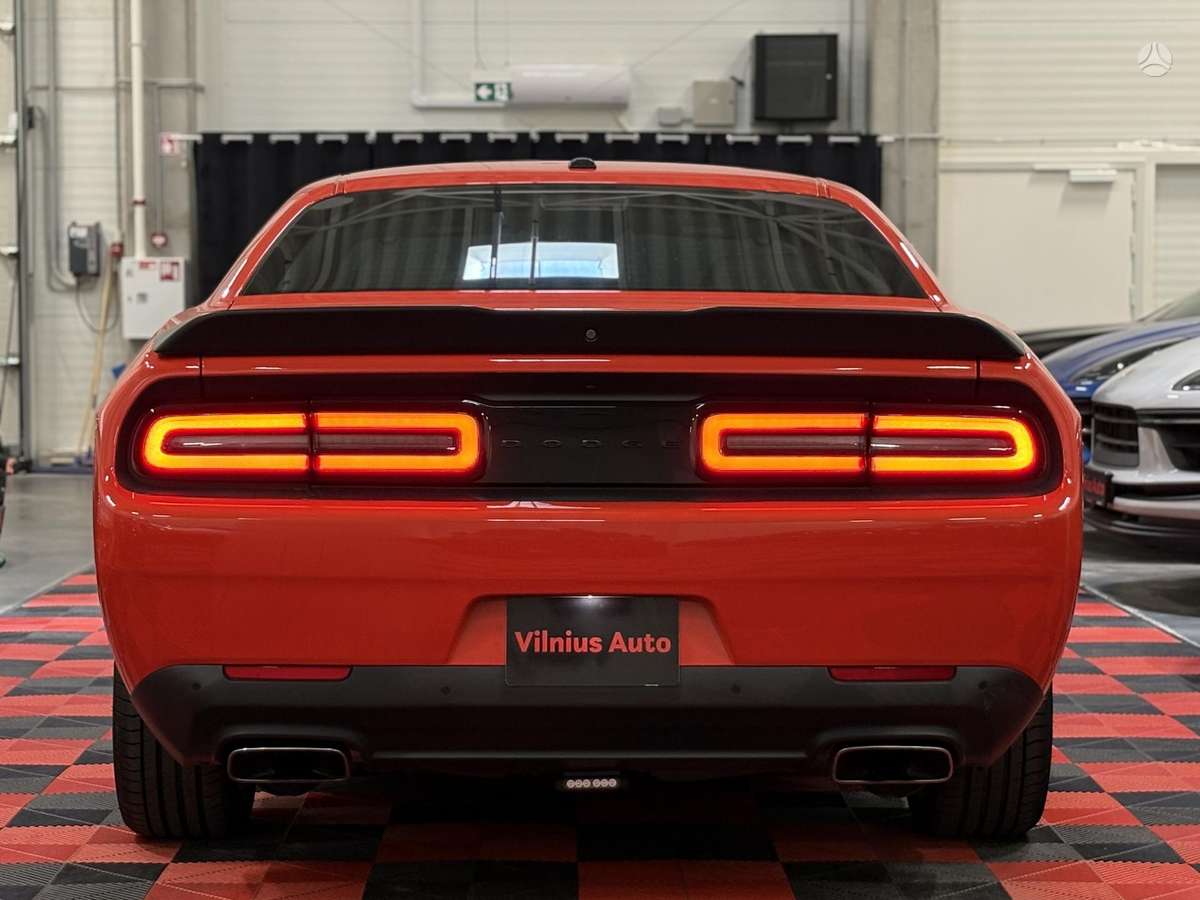 Dodge Challenger, 5.7 l., coupe