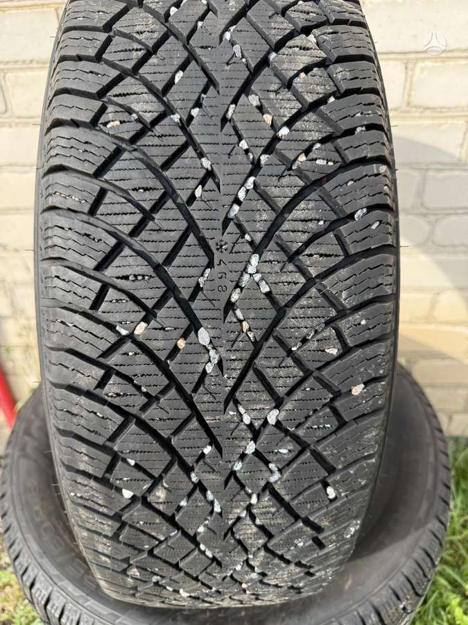 Nokian, зимние 235/60 R18