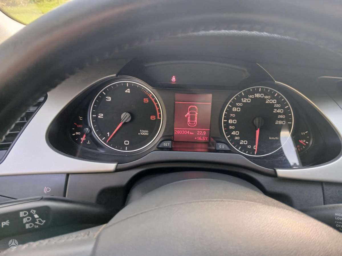 Audi A4, 2.0 l., sedanas