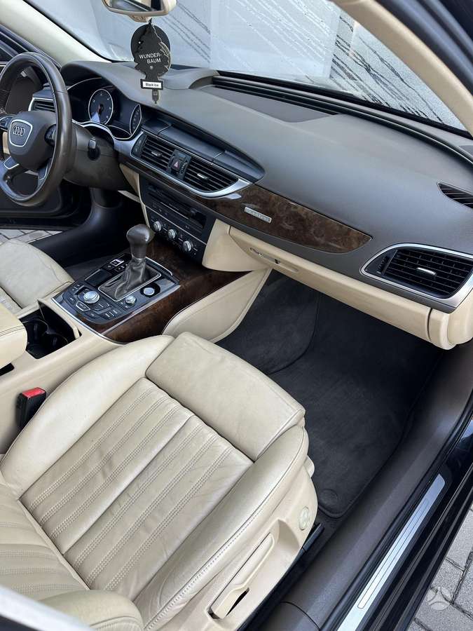 Audi A6, 3.0 l., universalas