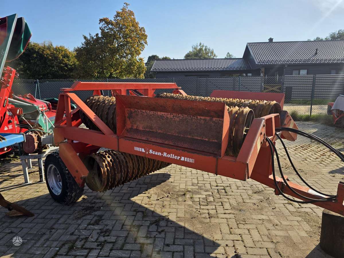 SCAN AGRO SR630, dirvos tankinimo, lyginimo volai