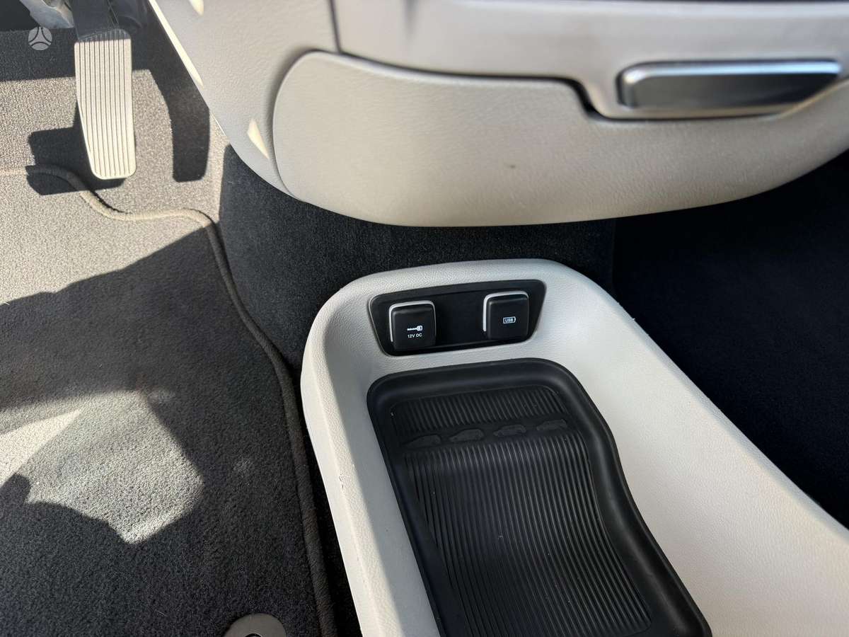 Chrysler Pacifica, 3.6 l., Минивэн