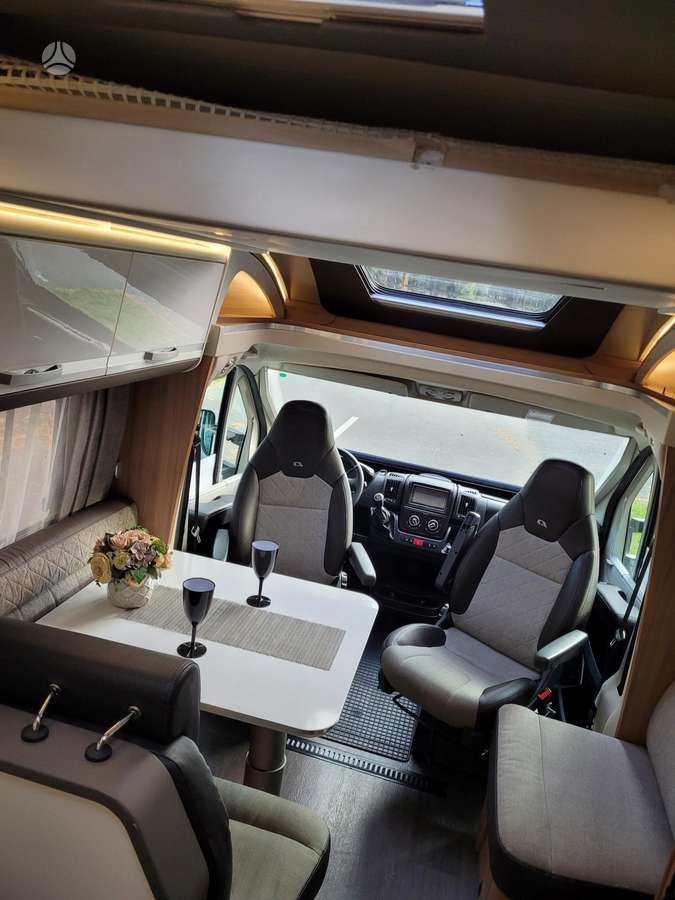 Adria Matrix 670 SL, campers