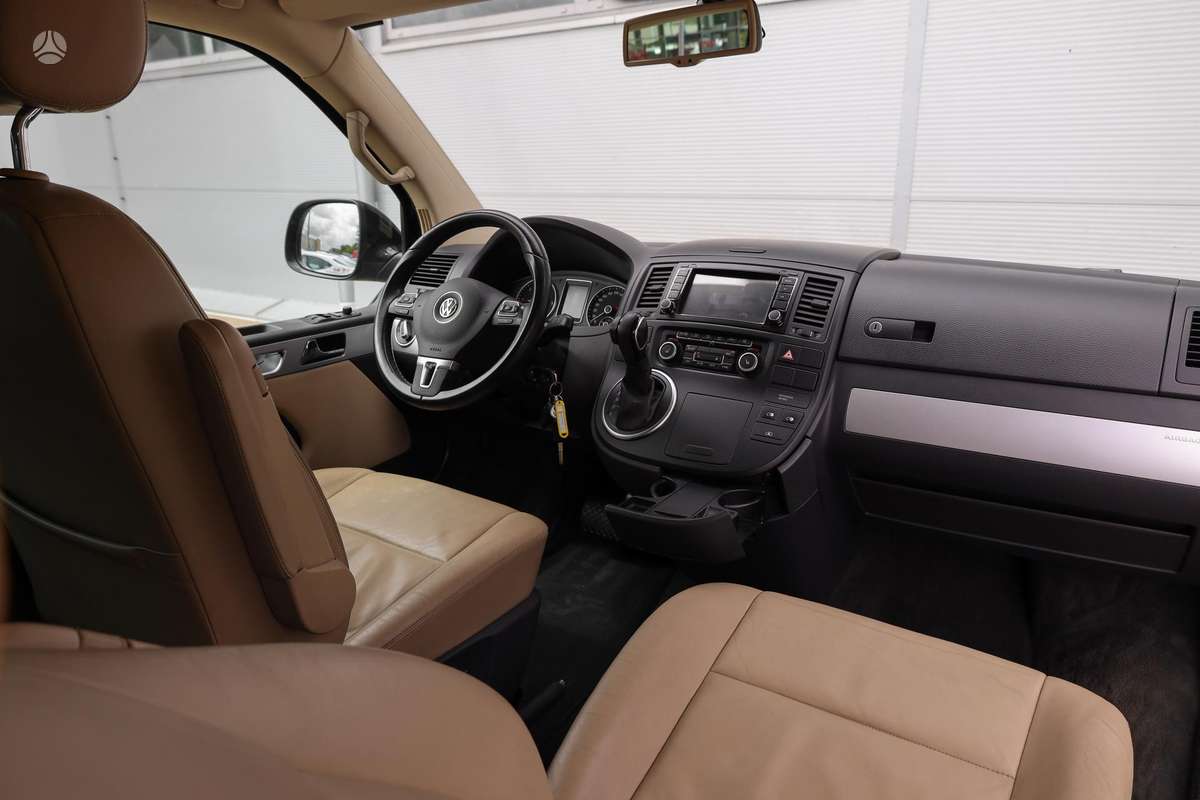 Volkswagen Multivan, 2.0 l., mpv / minivan