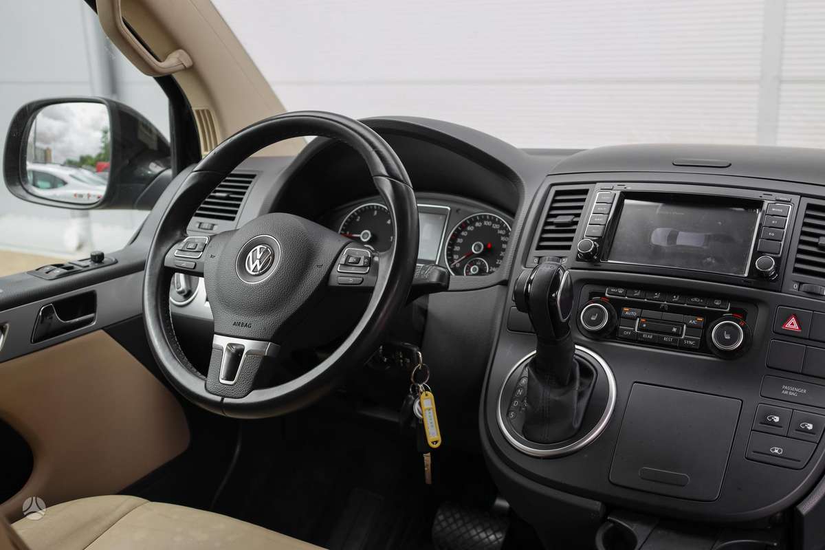 Volkswagen Multivan, 2.0 l., mpv / minivan